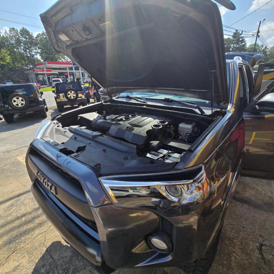Toyota 4Runner SR5 4WD 2016