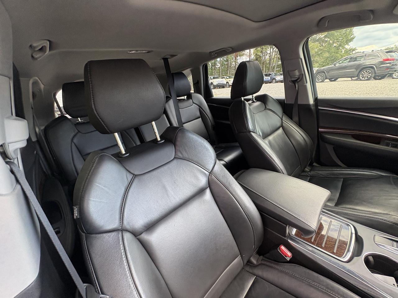 Acura MDX SH-AWD 9-Spd AT w/Tech Package 2017