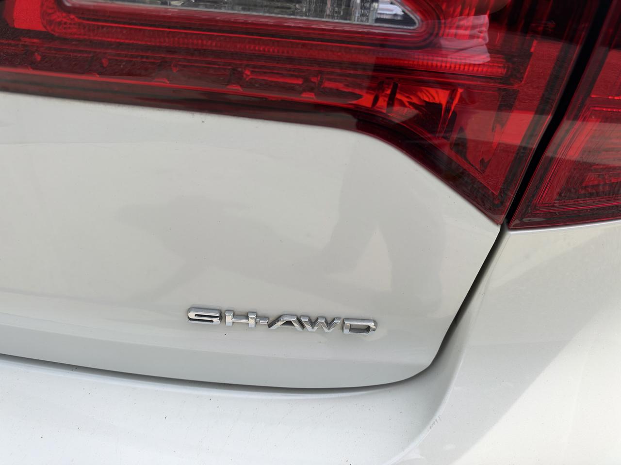 Acura MDX SH-AWD 9-Spd AT w/Tech Package 2017