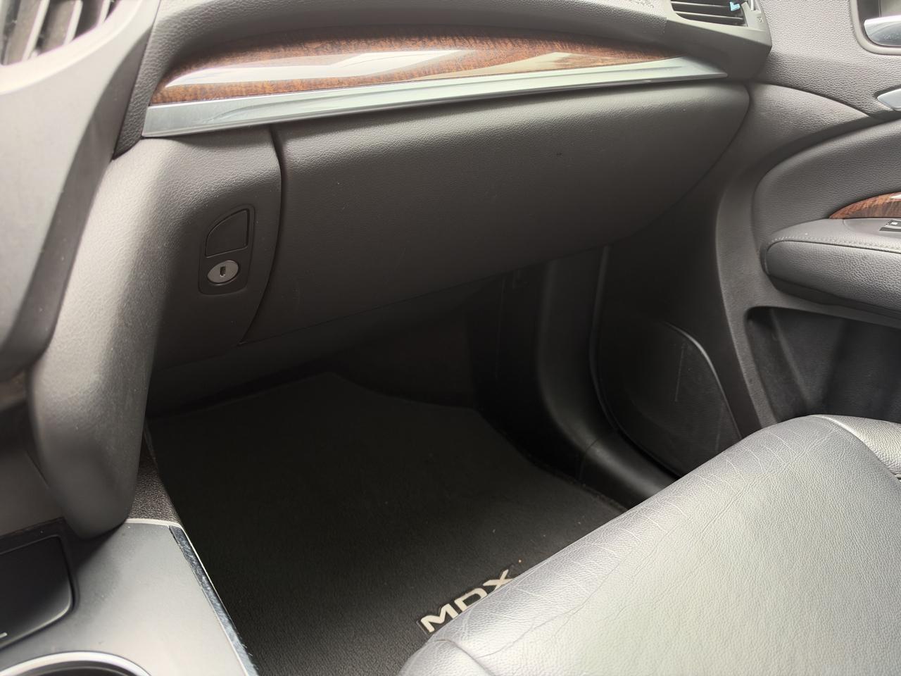 Acura MDX SH-AWD 9-Spd AT w/Tech Package 2017