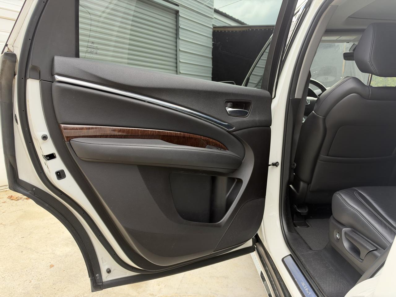 Acura MDX SH-AWD 9-Spd AT w/Tech Package 2017