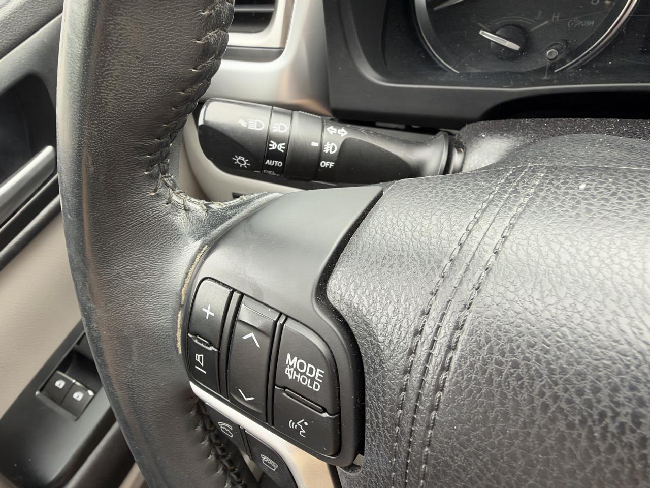 Toyota Highlander Limited AWD V6 2016