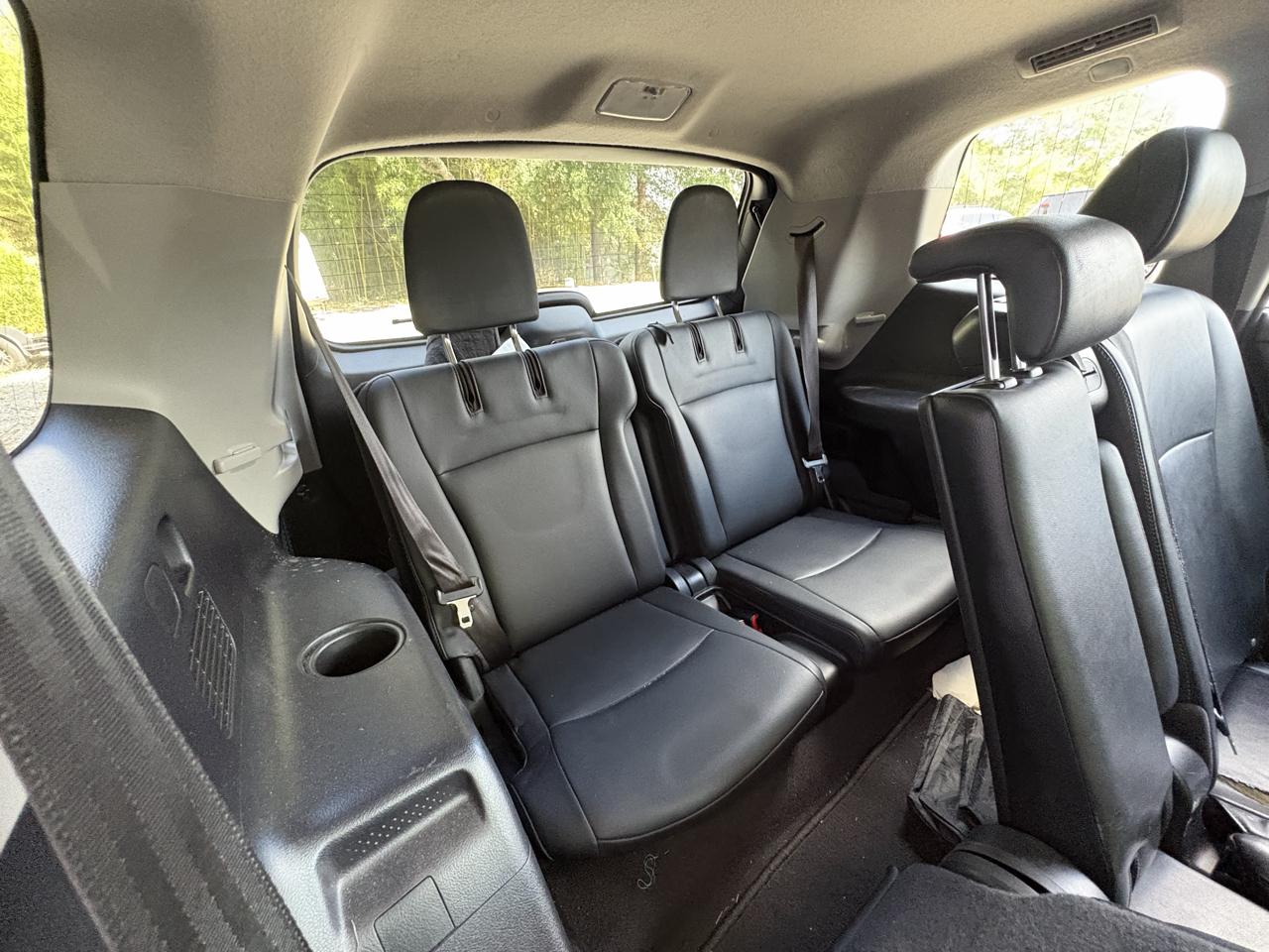 Toyota Highlander Base 2WD V6 2012