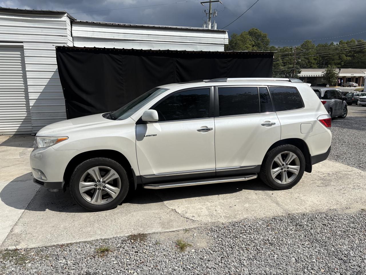 Toyota Highlander Limited 2WD 2012