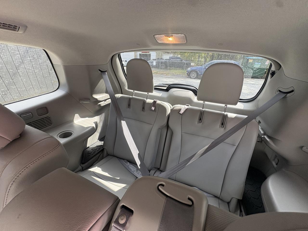 Toyota Highlander Limited 2WD 2012