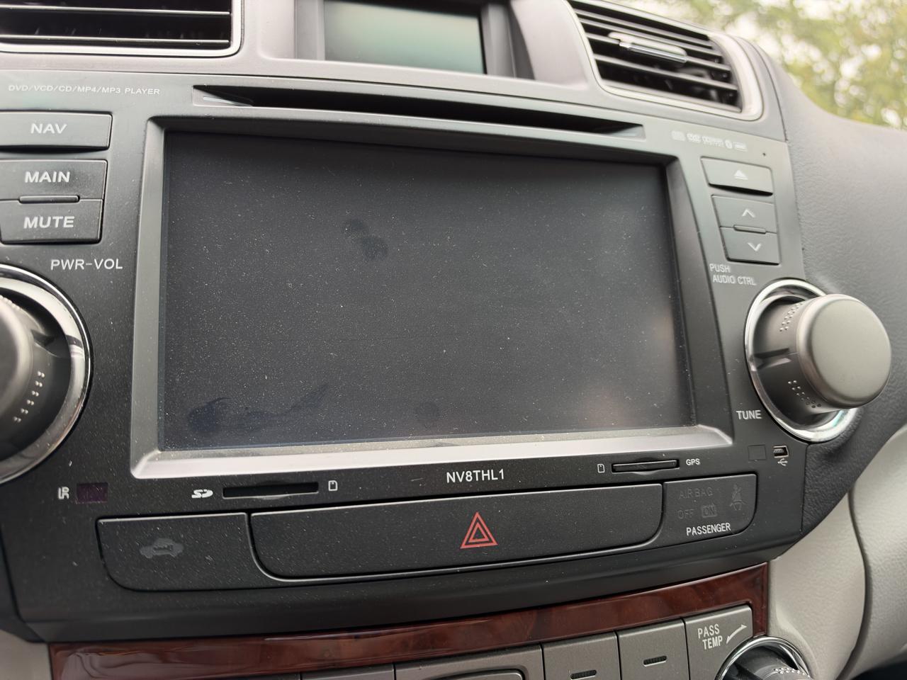 Toyota Highlander Limited 2WD 2012