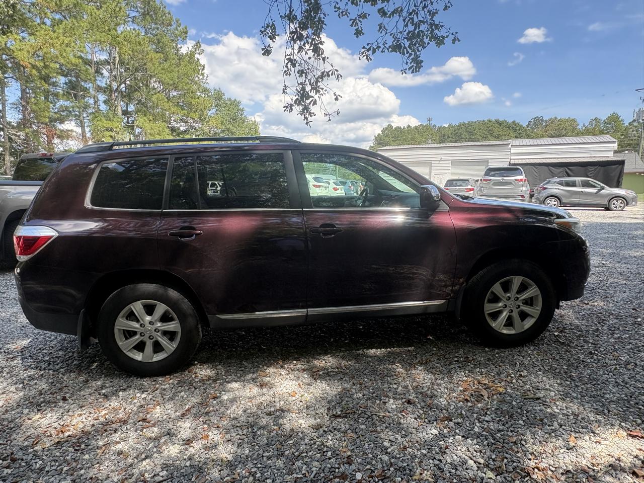 Toyota Highlander Base 2WD V6 2013