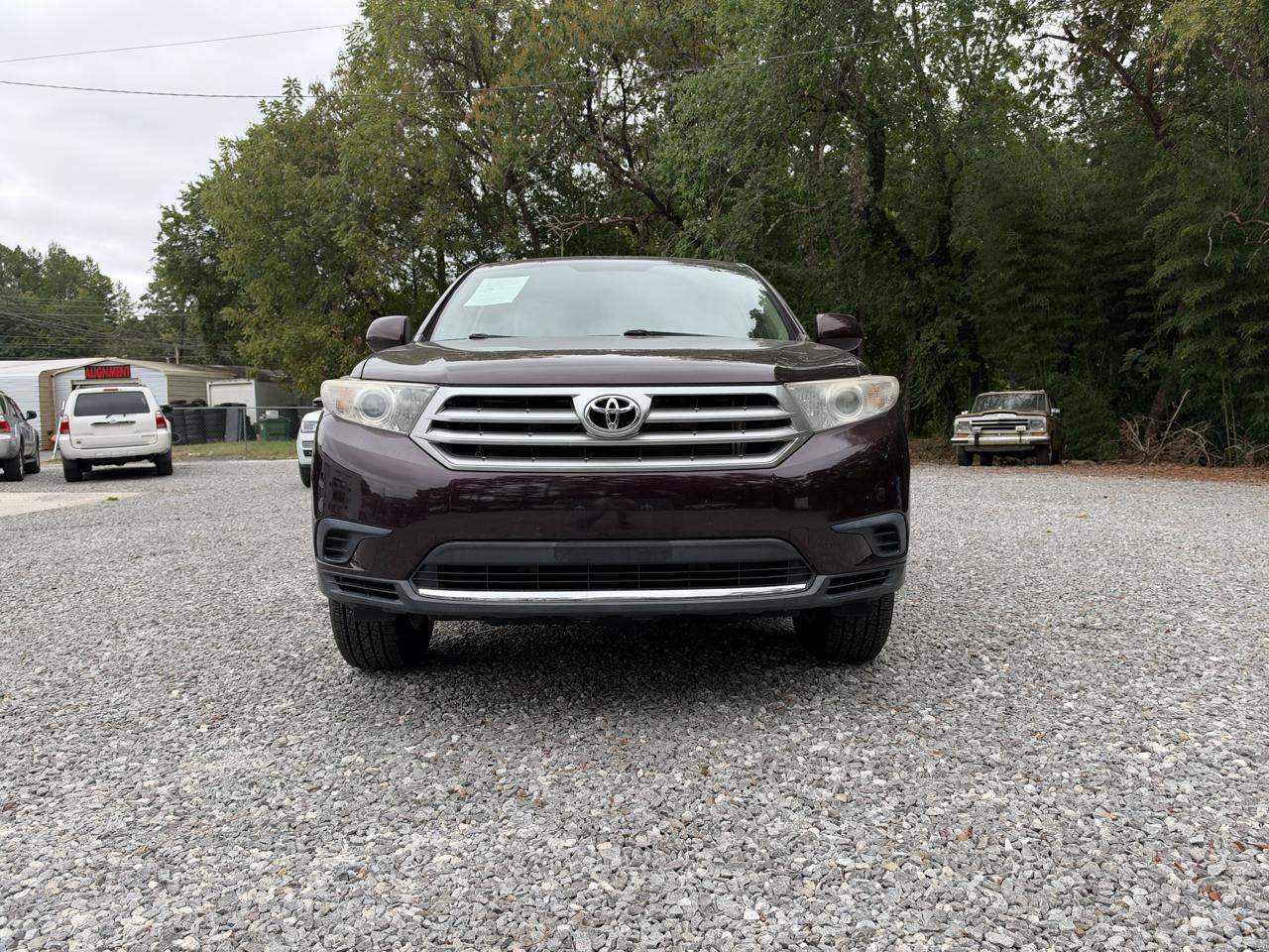 Toyota Highlander Base 2WD V6 2013