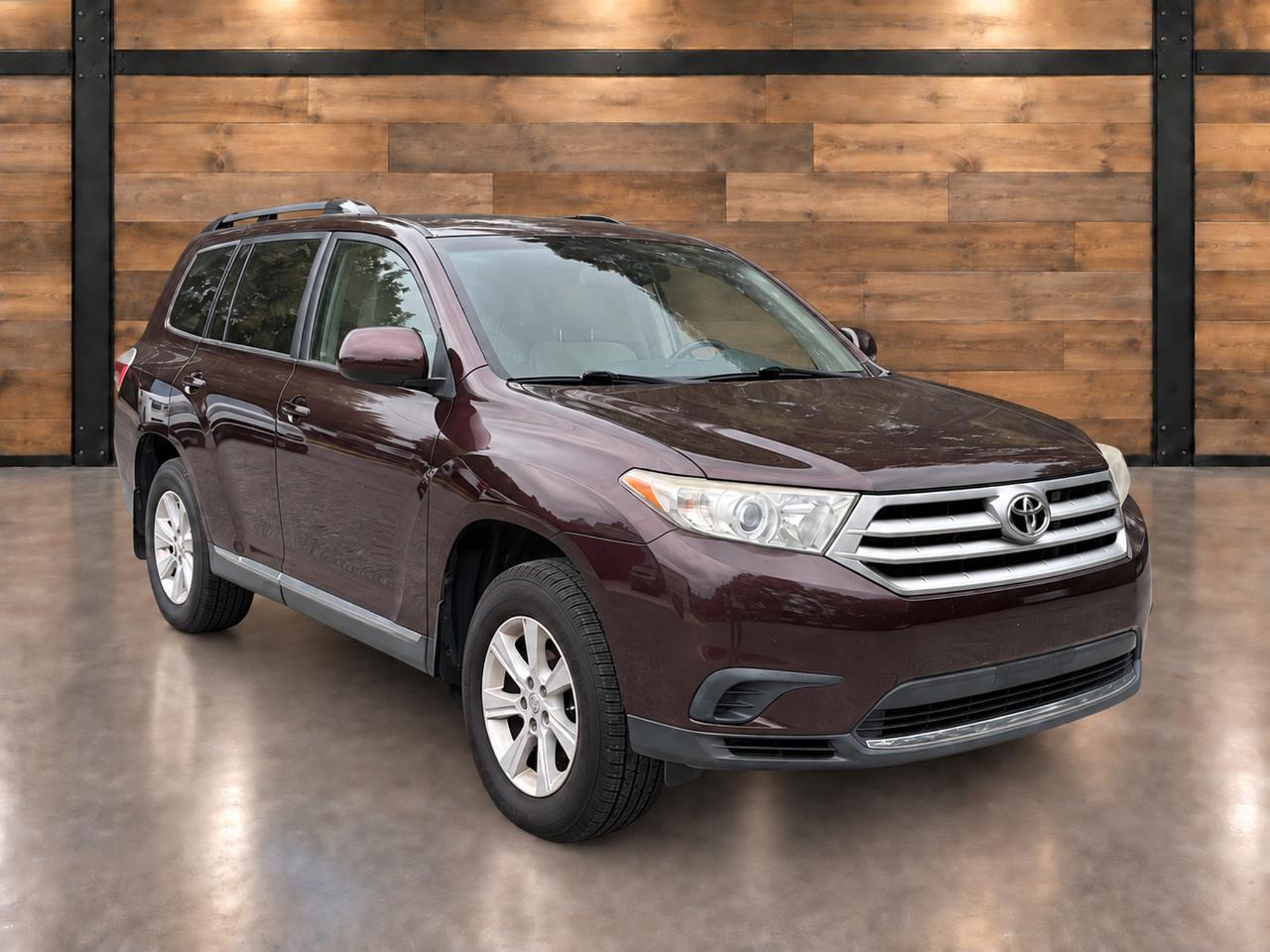 2013 Toyota Highlander Base 2WD V6