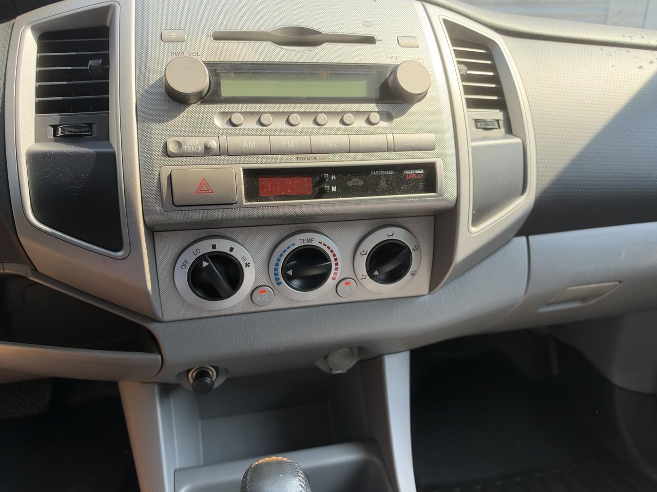 Toyota Tacoma PreRunner Double Cab V6 Auto 2WD 2007