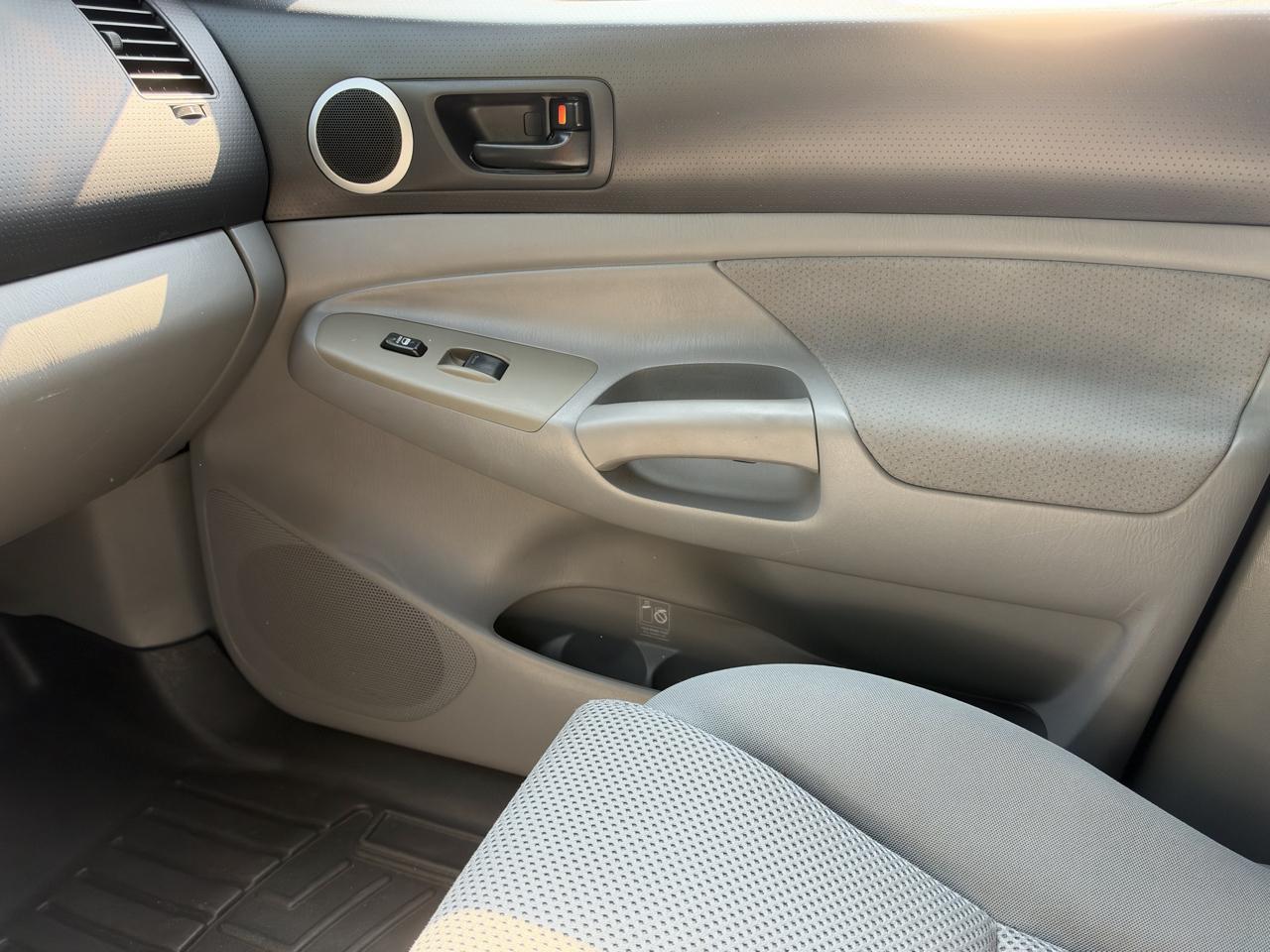 Toyota Tacoma PreRunner Double Cab V6 Auto 2WD 2007