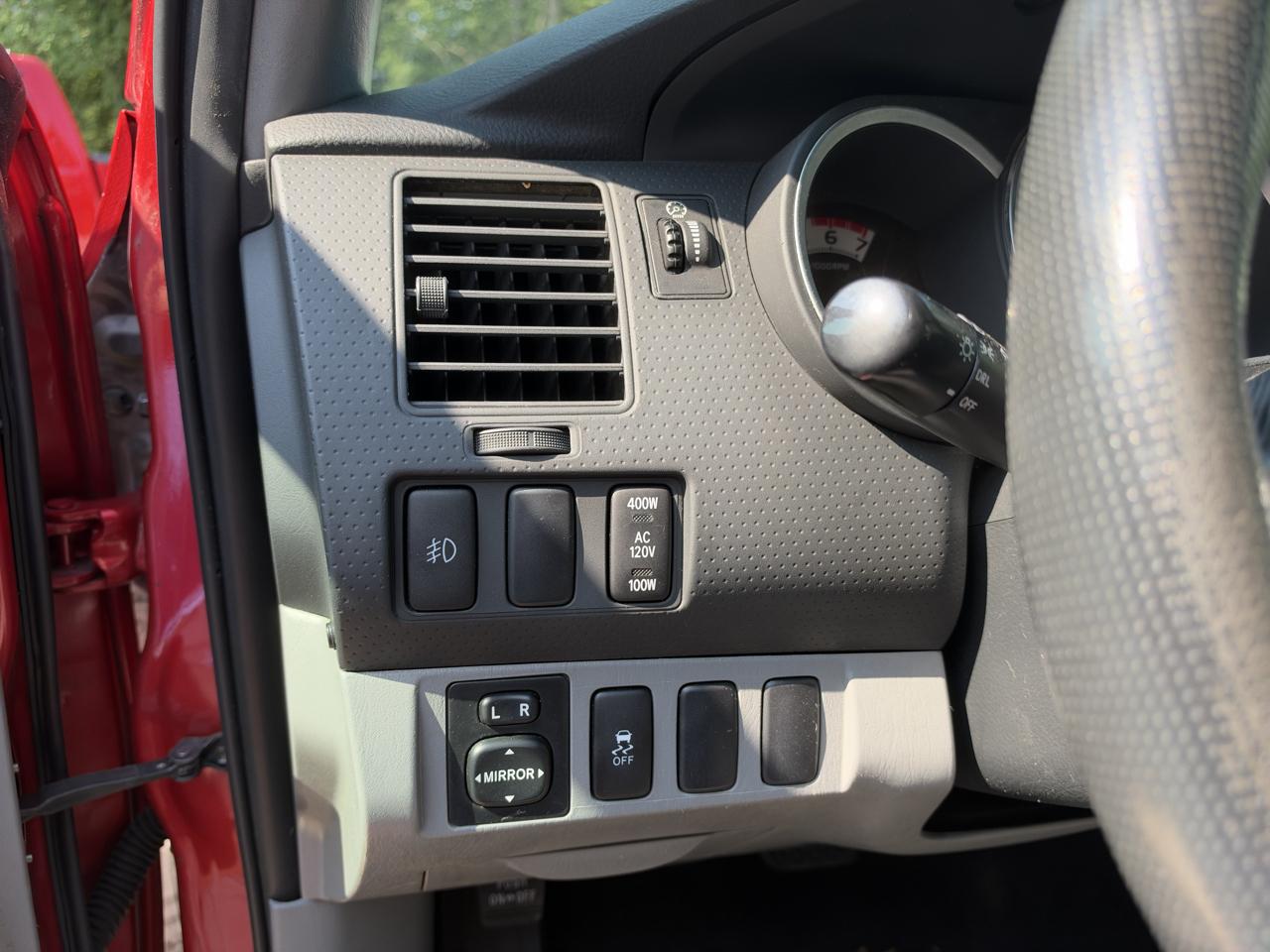 Toyota Tacoma PreRunner Double Cab V6 Auto 2WD 2013