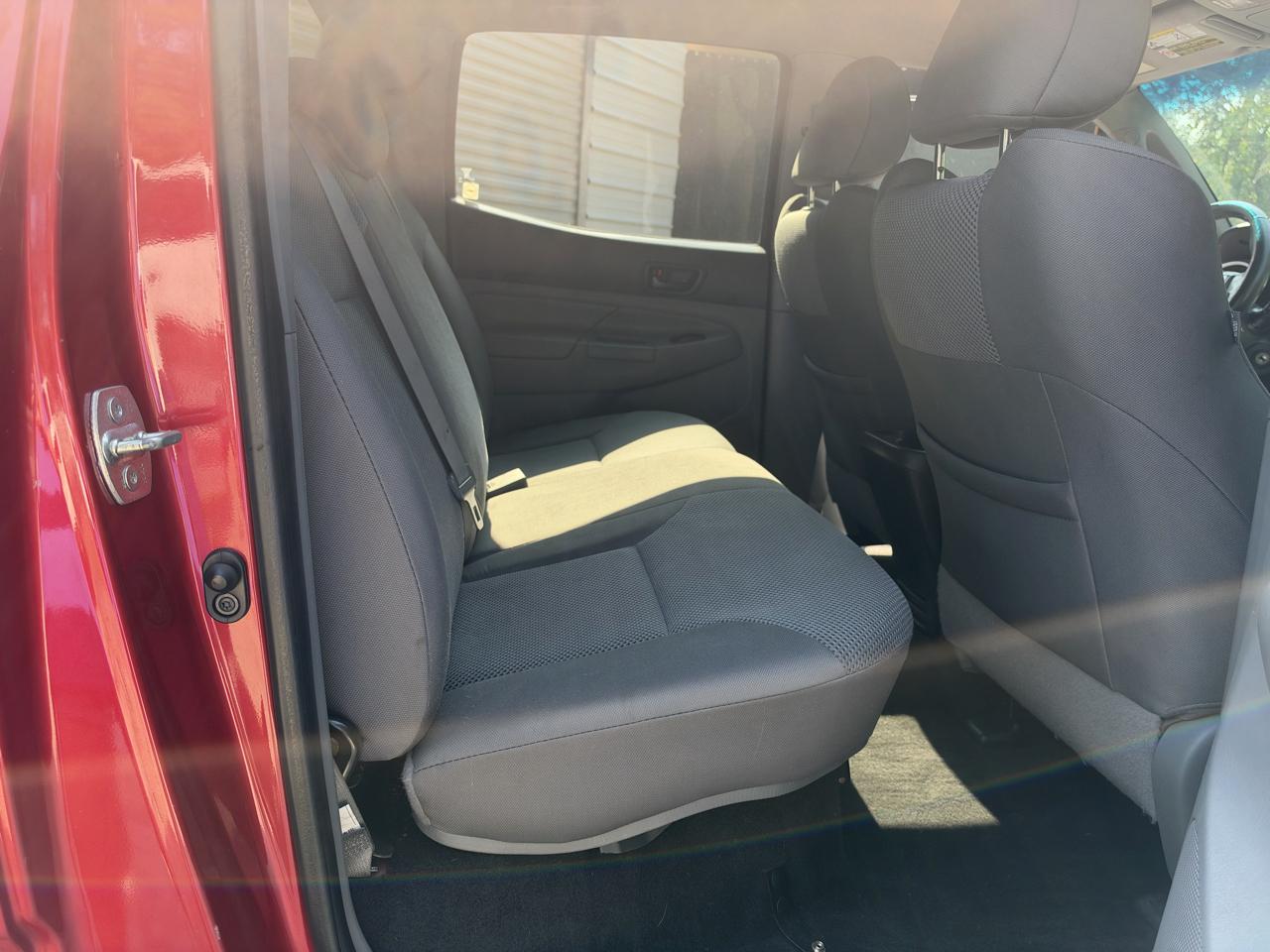 Toyota Tacoma PreRunner Double Cab V6 Auto 2WD 2013
