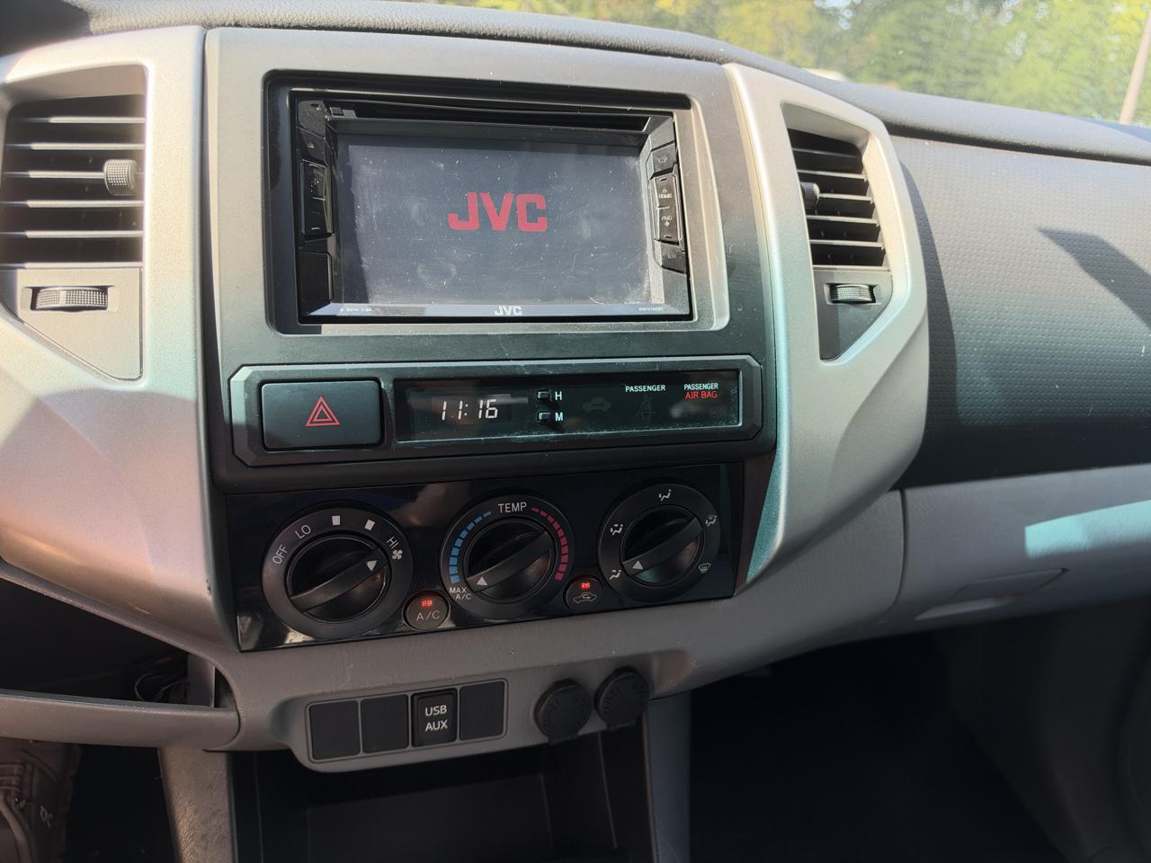 Toyota Tacoma PreRunner Double Cab V6 Auto 2WD 2013
