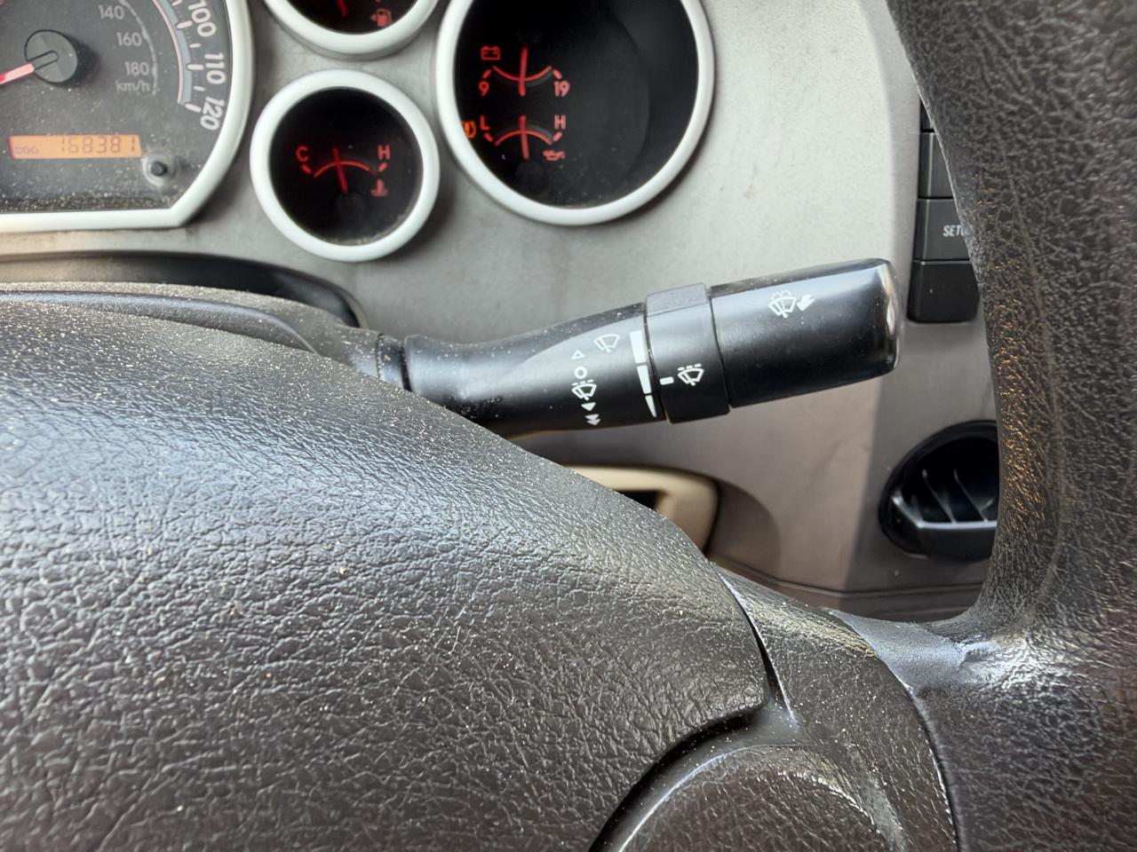Toyota Tundra Tundra-Grade Double Cab 4.6L 2WD 2011