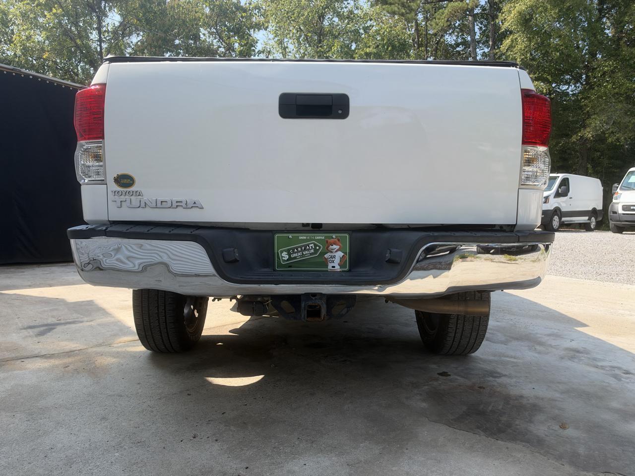 Toyota Tundra Tundra-Grade Double Cab 4.6L 2WD 2011