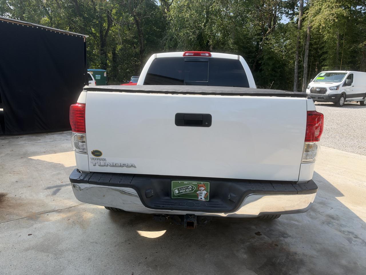Toyota Tundra Tundra-Grade Double Cab 4.6L 2WD 2011