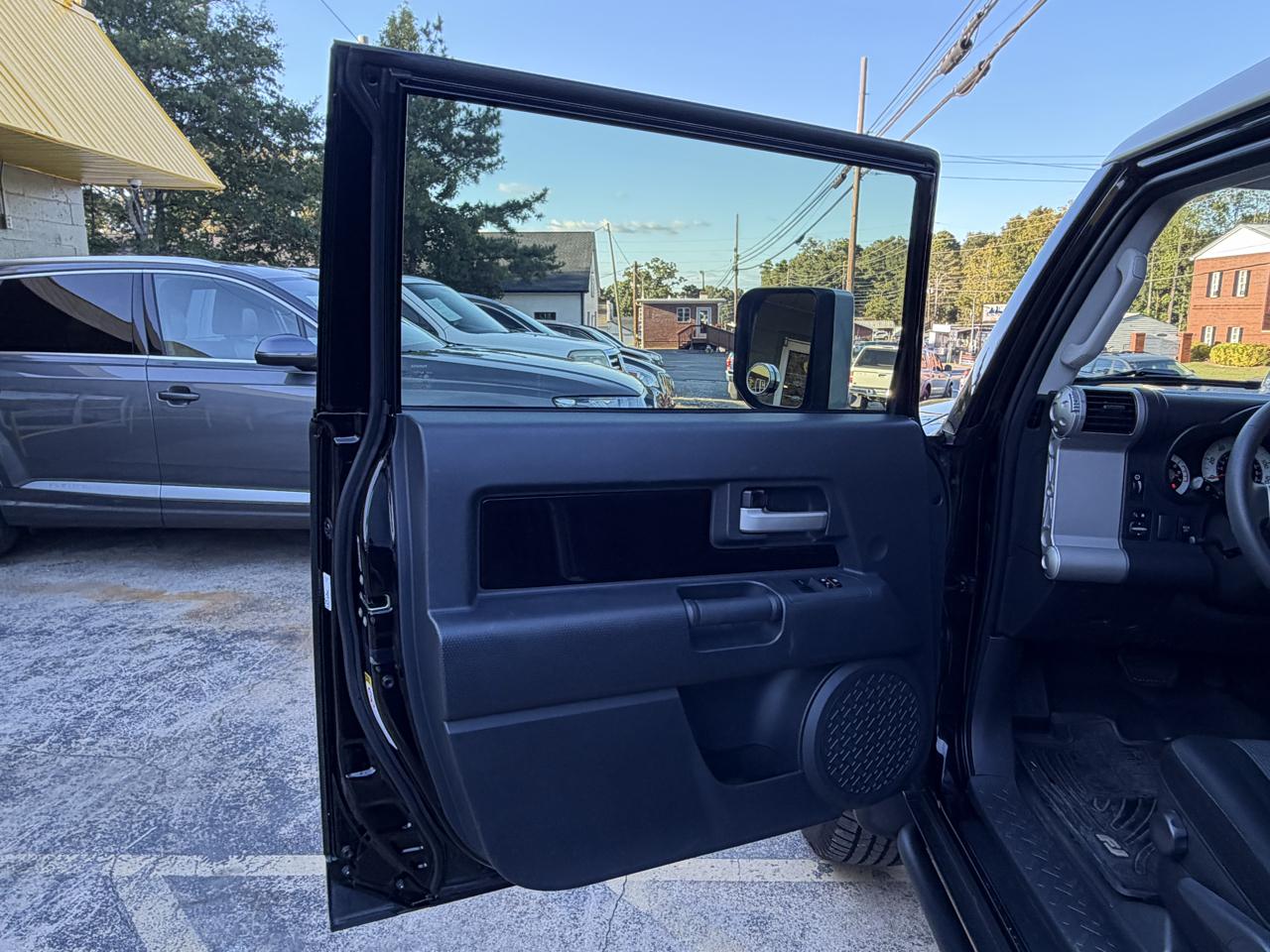 Toyota FJ Cruiser 4WD MT 2014