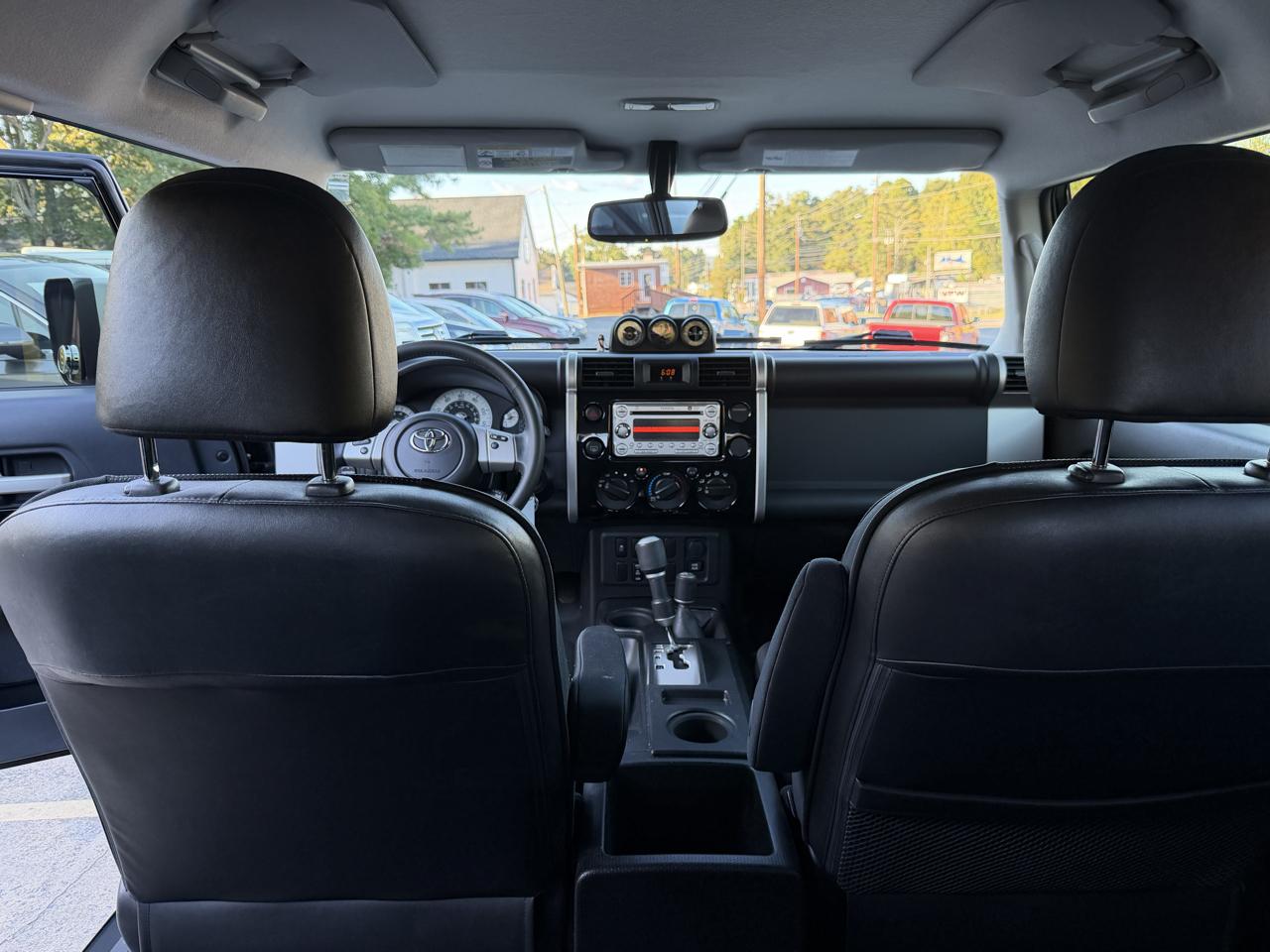 Toyota FJ Cruiser 4WD MT 2014
