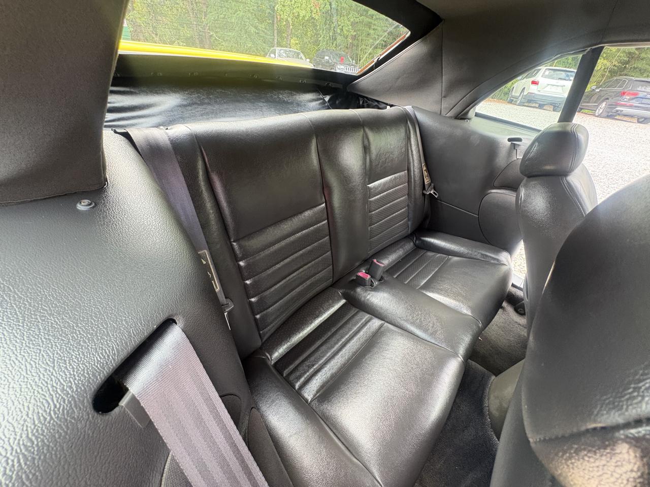 Ford Mustang GT Deluxe Convertible 2001