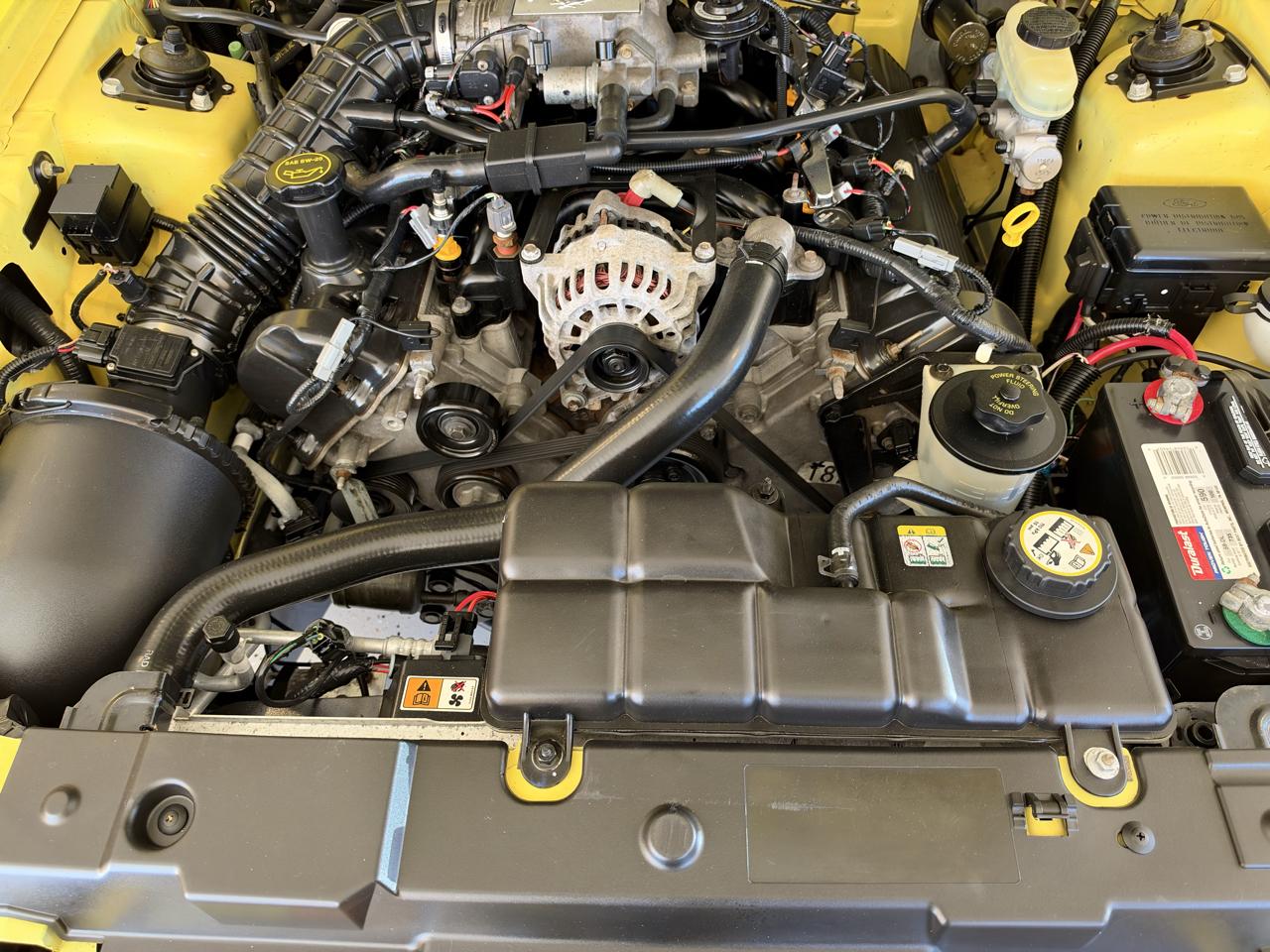 Ford Mustang GT Deluxe Convertible 2001