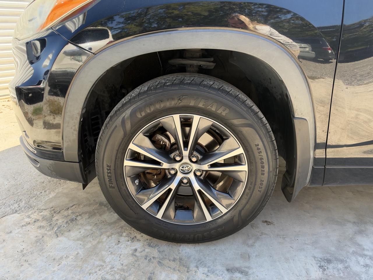 Toyota Highlander XLE AWD V6 2016
