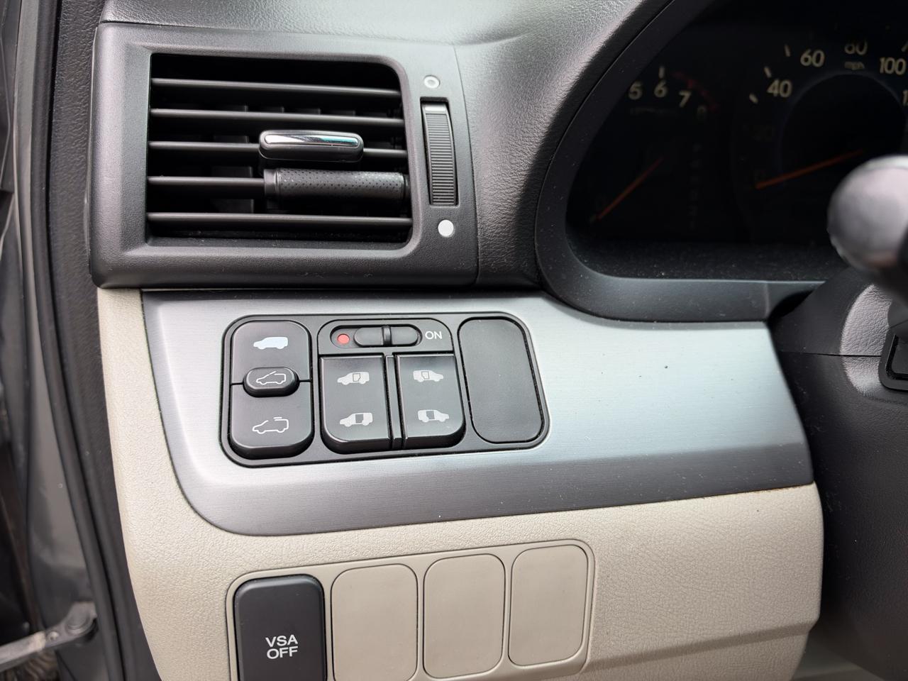 Honda Odyssey EX-L w/ DVD and Navigation 2007