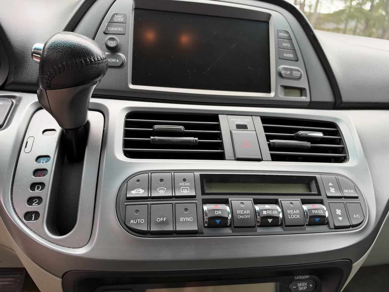 Honda Odyssey EX-L w/ DVD and Navigation 2007