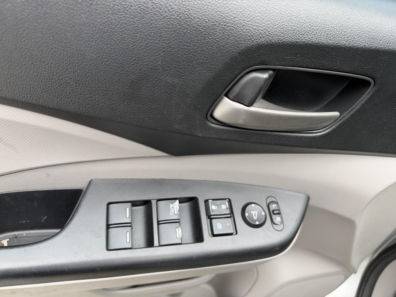 Honda CR-V LX 2WD 5-Speed AT 2014