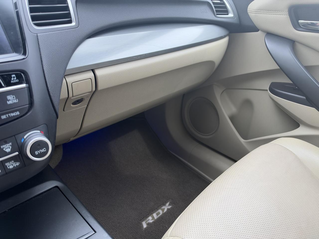 Acura RDX 6-Spd AT w/Advance Package 2016