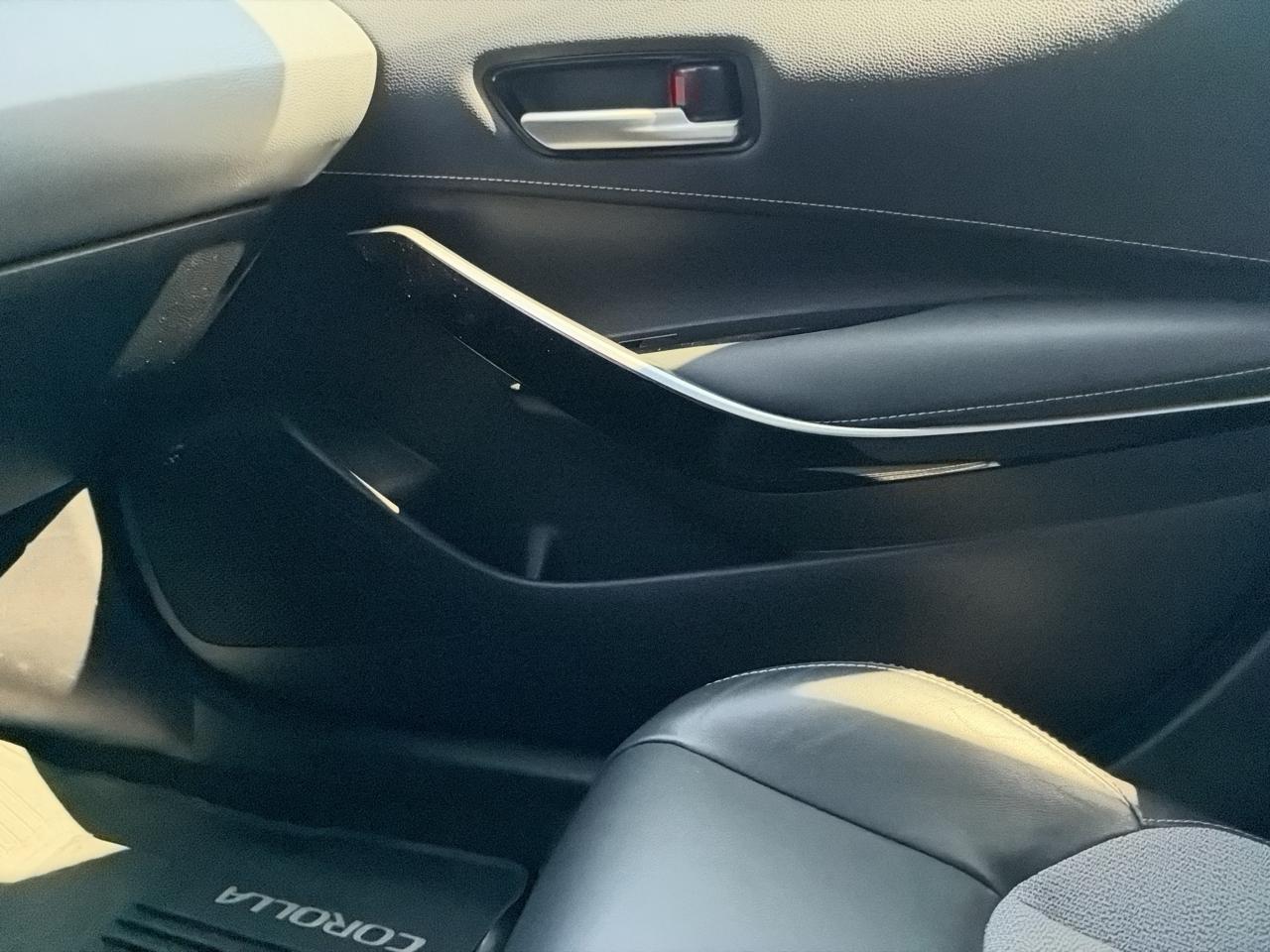 Toyota Corolla XSE Hatchback 2023