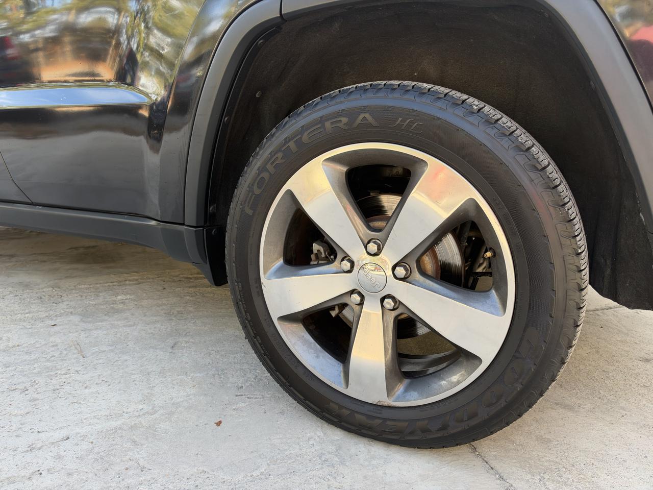 Jeep Grand Cherokee Limited 2WD 2015