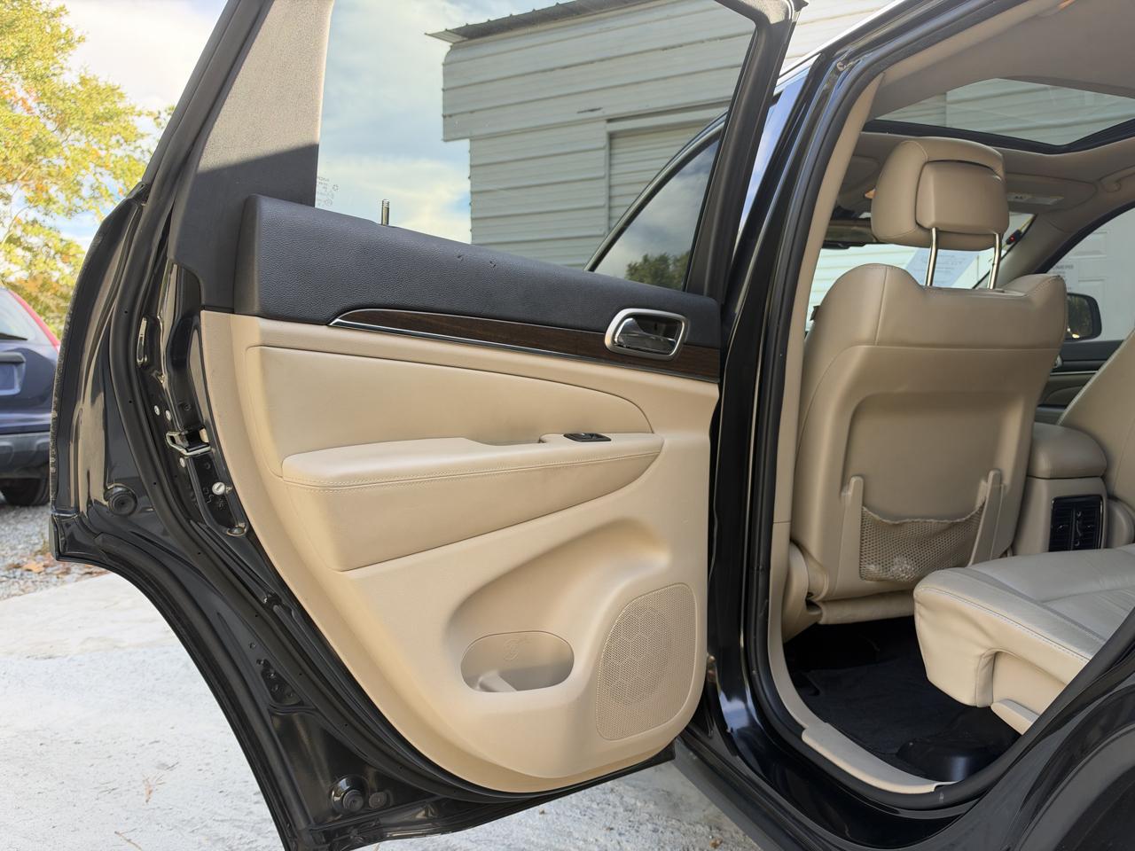 Jeep Grand Cherokee Limited 2WD 2015