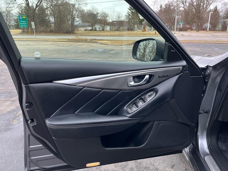 Infiniti Q50 Sport AWD 2016