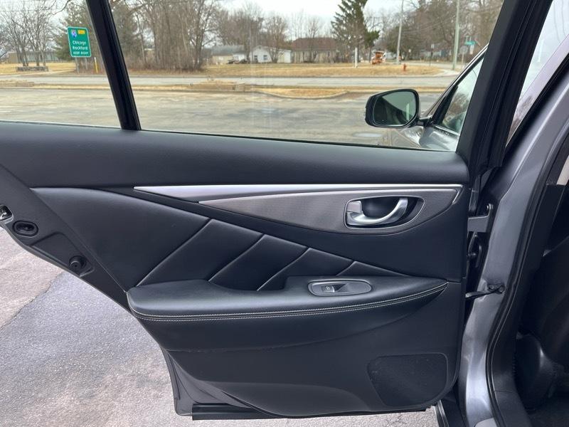 Infiniti Q50 Sport AWD 2016