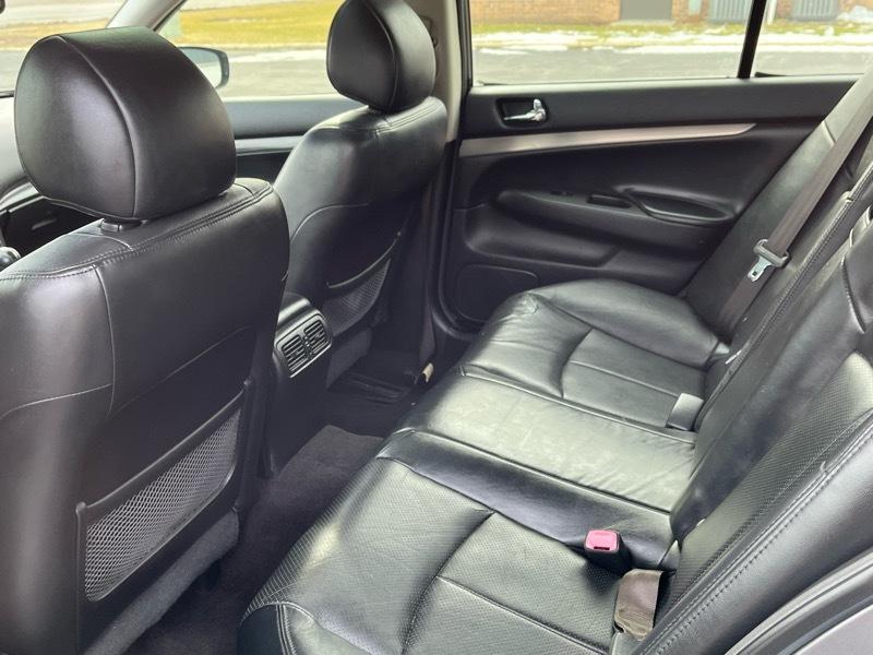 Infiniti G37X AT Sport 2012