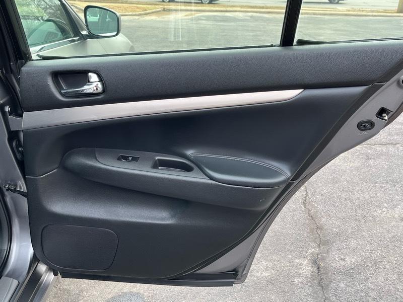 Infiniti G37X AT Sport 2012