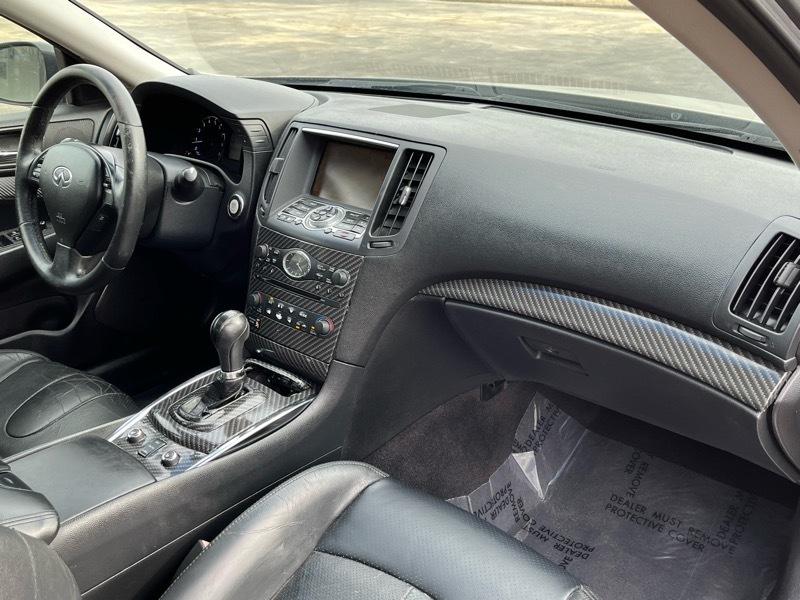 Infiniti G37X AT Sport 2012