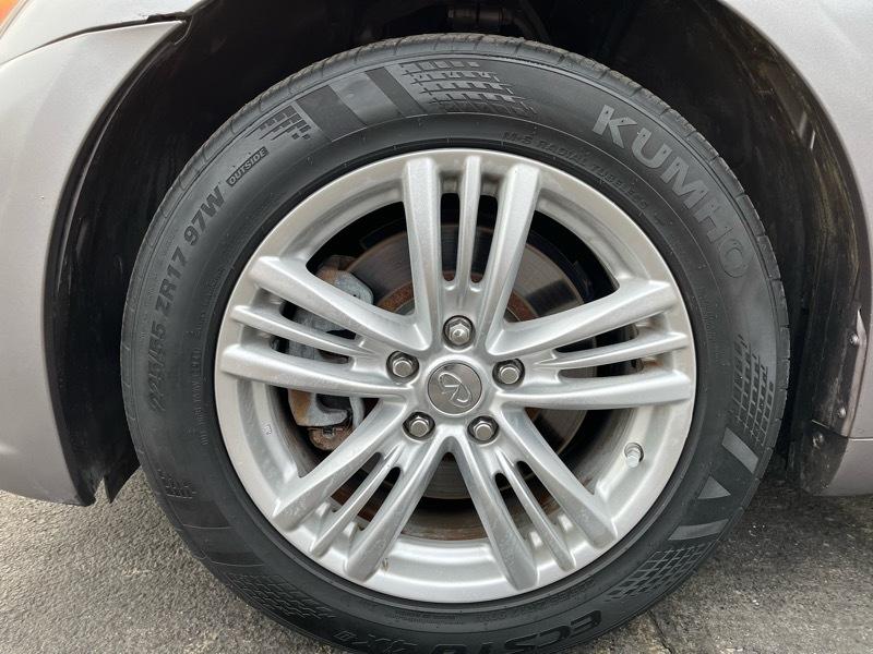 Infiniti G37X AT Sport 2012