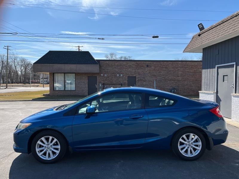 Honda Civic EX Coupe 5-Speed AT 2012