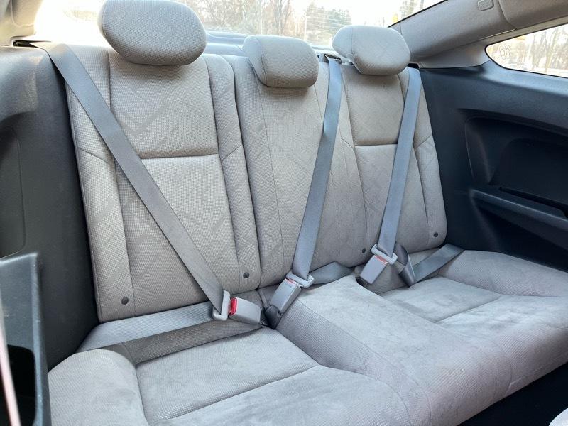 Honda Civic EX Coupe 5-Speed AT 2012