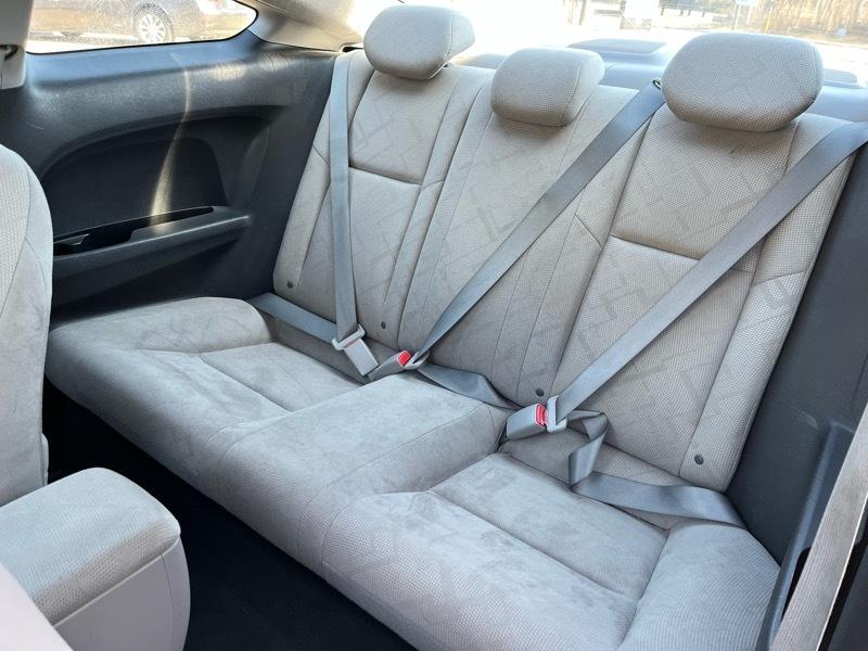 Honda Civic EX Coupe 5-Speed AT 2012