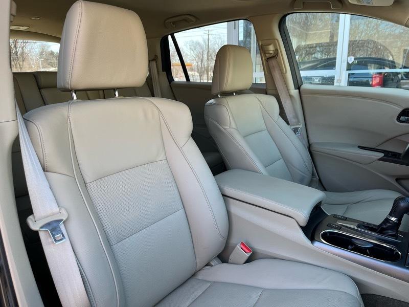 Acura RDX 6-Spd AT AWD 2013