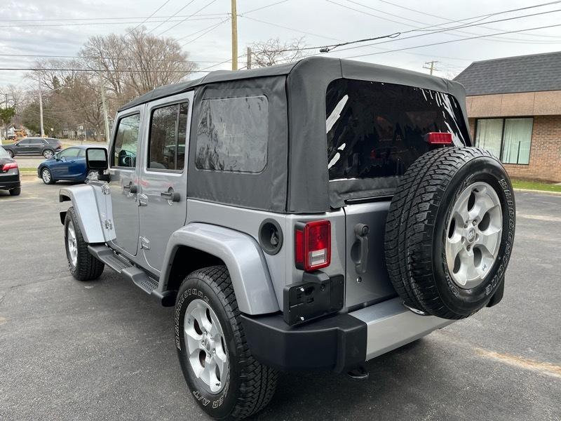 Jeep Wrangler Unlimited Sahara 4WD 2014