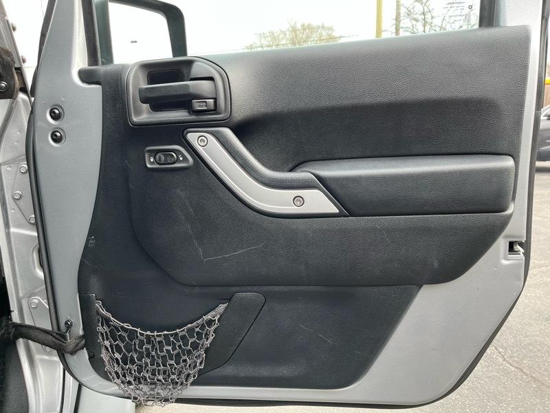 Jeep Wrangler Unlimited Sahara 4WD 2014