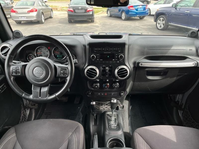 Jeep Wrangler Unlimited Sahara 4WD 2014