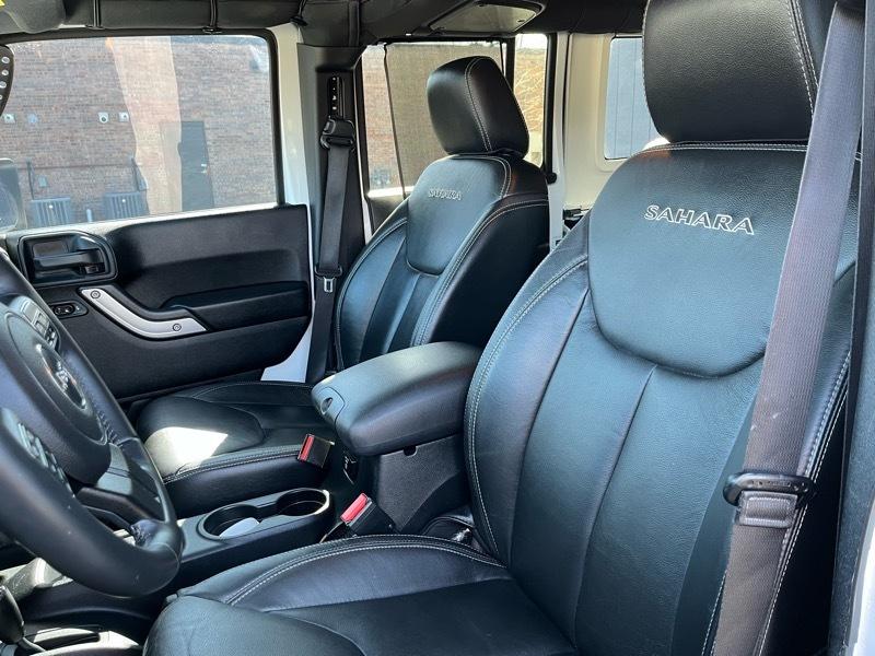 Jeep Wrangler Unlimited Sahara 4WD 2016