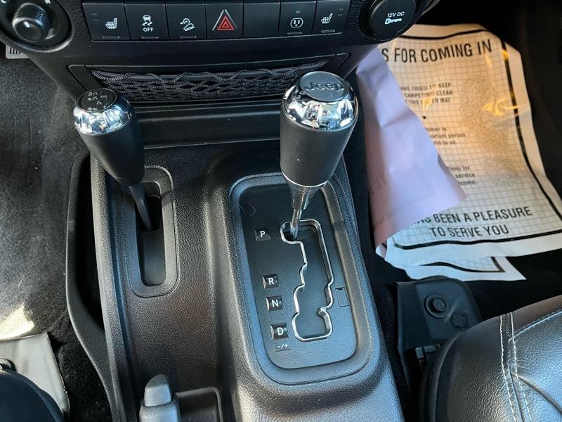 Jeep Wrangler Unlimited Sahara 4WD 2016