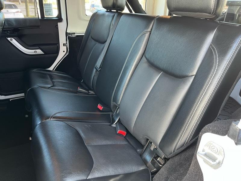 Jeep Wrangler Unlimited Sahara 4WD 2016