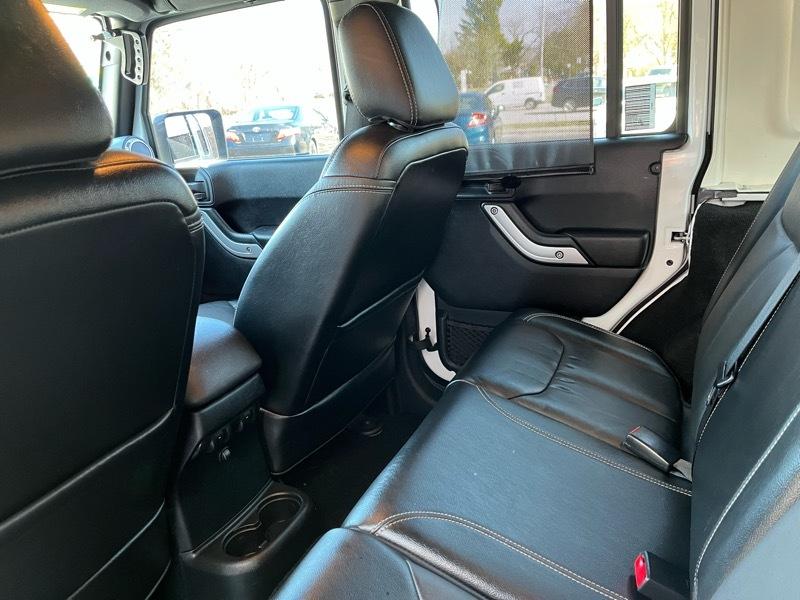 Jeep Wrangler Unlimited Sahara 4WD 2016